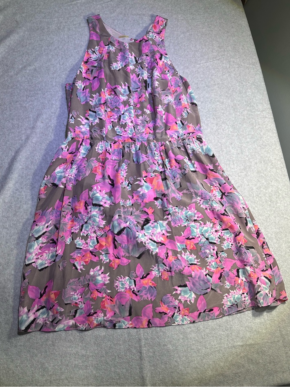 Rebecca Taylor Size 8 100% Silk Floral Fit & Flare Dress
